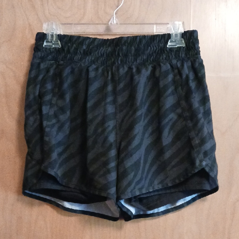 Avia Shorts